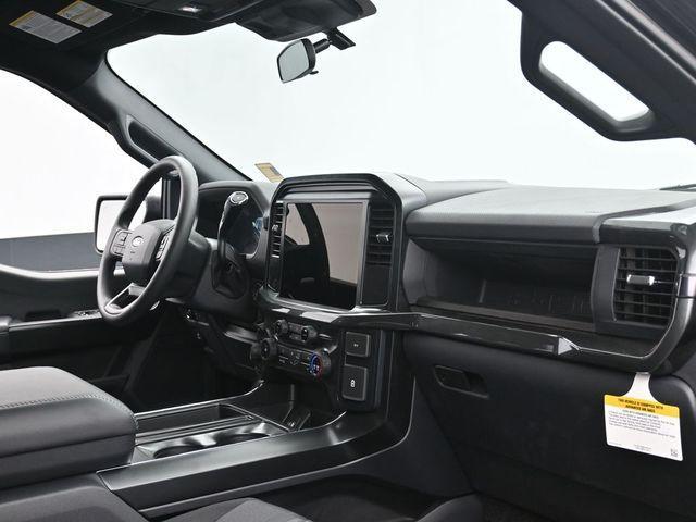 Photo of 2025 Oxford White Ford F-150