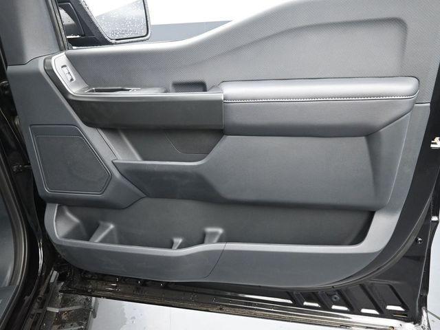 Photo of 2025 Oxford White Ford F-150