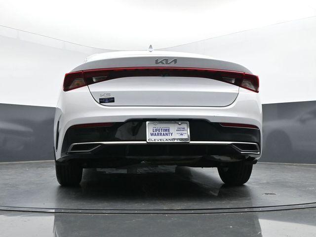 Photo of 2024 Glacial White Pearl Kia K5