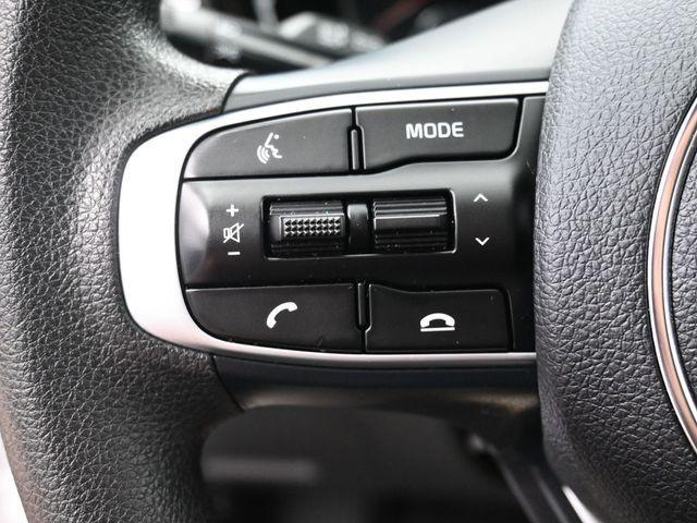 Photo of 2024 Glacial White Pearl Kia K5