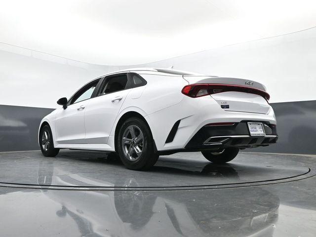 Photo of 2024 Glacial White Pearl Kia K5