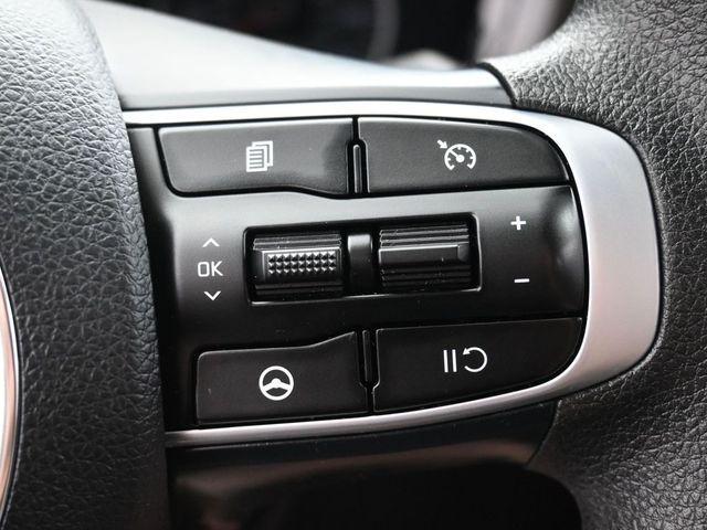 Photo of 2024 Glacial White Pearl Kia K5