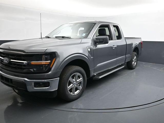 Photo of 2025 Carbonized Gray Metallic Ford F-150