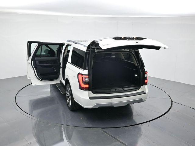Photo of 2021 White Ford Expedition Max
