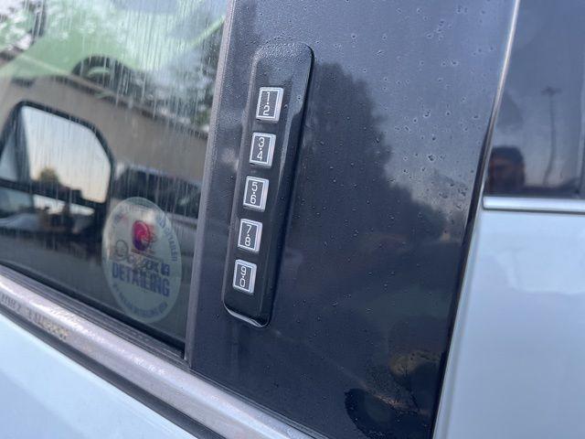 Photo of 2023 Oxford White Ford F-250