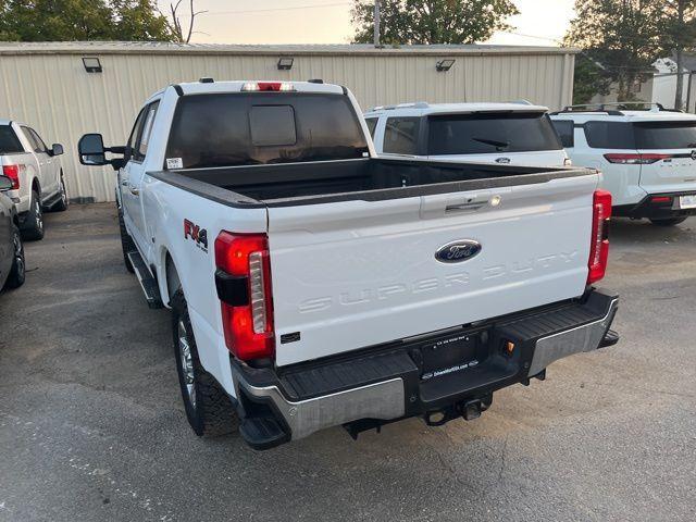 Photo of 2023 Oxford White Ford F-250