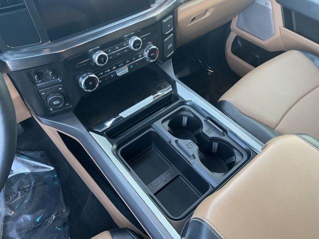 Photo of 2023 Oxford White Ford F-250
