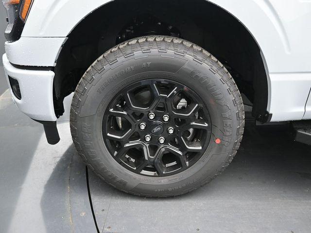 Photo of 2025 Space White Metallic Ford F-150