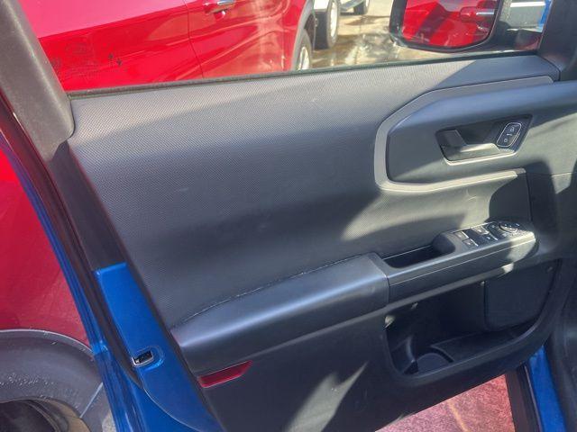 Photo of 2022 Velocity Blue Metallic Ford Bronco Sport