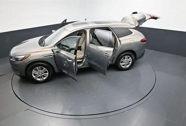 Photo of 2018 Pepperdust Metallic Buick Enclave
