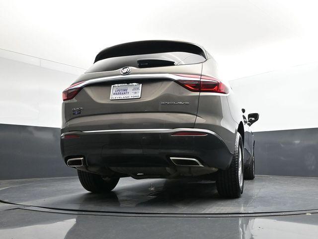 Photo of 2018 Pepperdust Metallic Buick Enclave