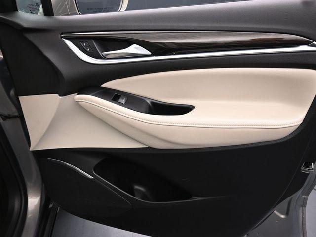 Photo of 2018 Pepperdust Metallic Buick Enclave
