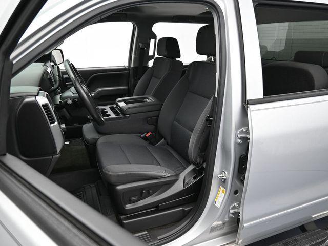 Photo of 2018 Silver Ice Metallic Chevrolet Silverado 1500
