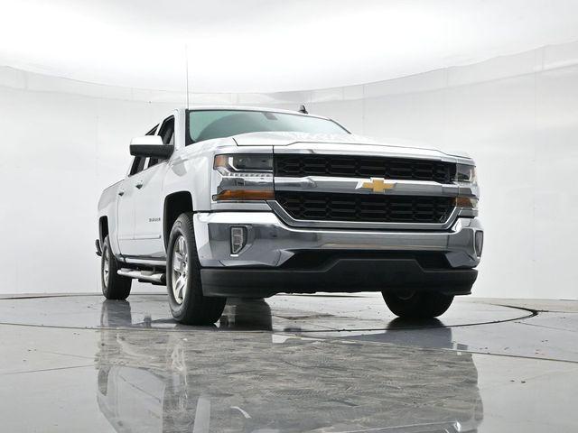 Photo of 2018 Silver Ice Metallic Chevrolet Silverado 1500