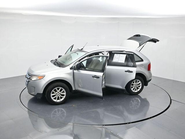Photo of 2013 Ingot Silver Ford Edge