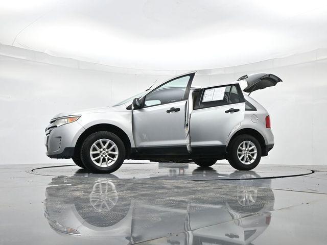 Photo of 2013 Ingot Silver Ford Edge