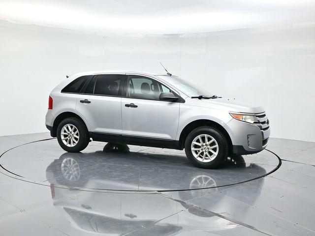 Photo of 2013 Ingot Silver Ford Edge