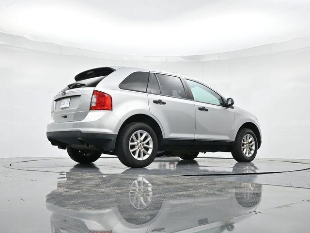 Photo of 2013 Ingot Silver Ford Edge