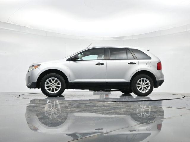 Photo of 2013 Ingot Silver Ford Edge
