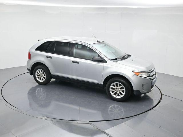 Photo of 2013 Ingot Silver Ford Edge