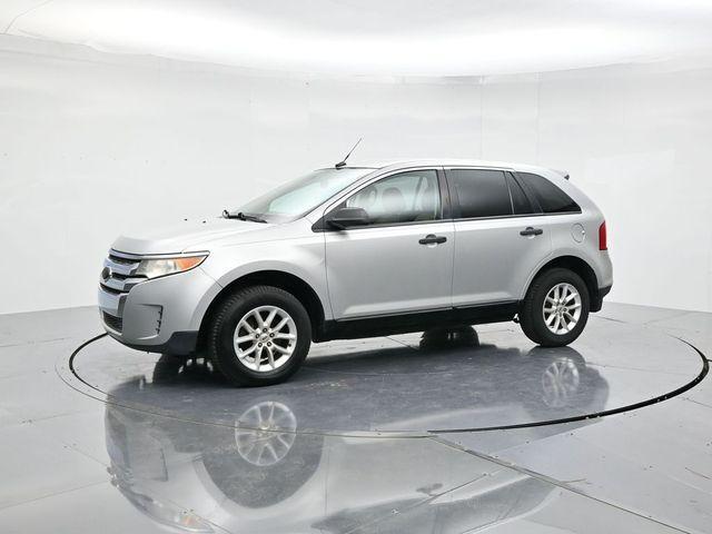 Photo of 2013 Ingot Silver Ford Edge