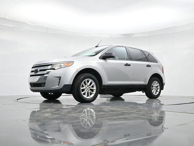 Photo of 2013 Ingot Silver Ford Edge