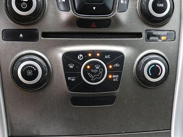 Photo of 2013 Ingot Silver Ford Edge