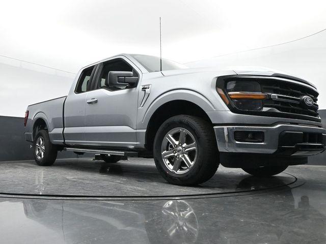 Photo of 2025 Iconic Silver Metallic Ford F-150
