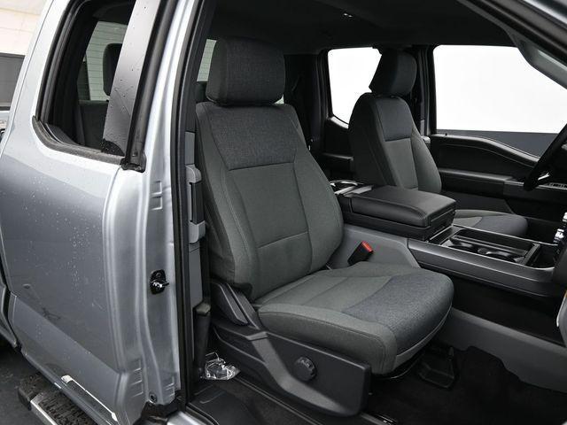 Photo of 2025 Iconic Silver Metallic Ford F-150