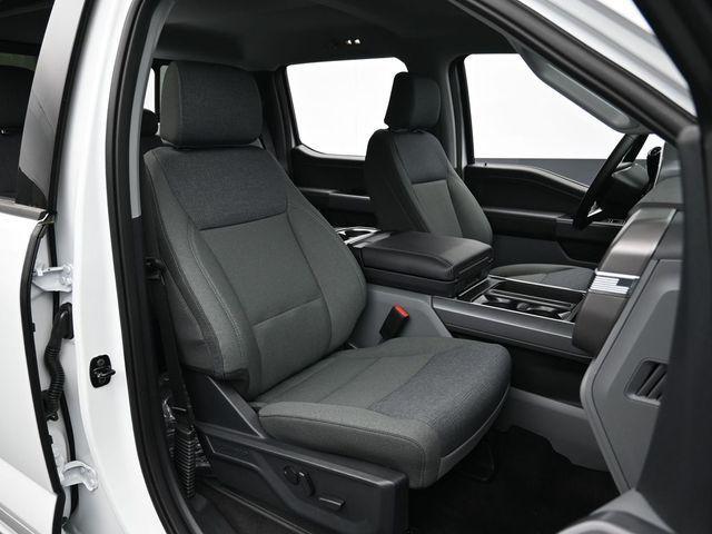 Photo of 2025 Oxford White Ford F-150