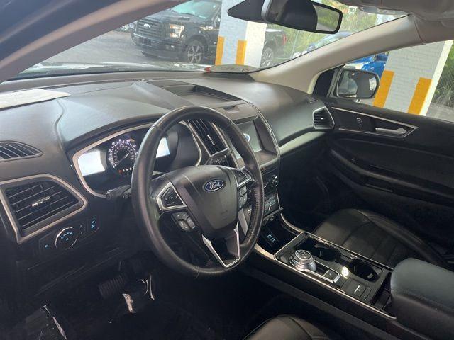 Photo of 2020 Black Ford Edge