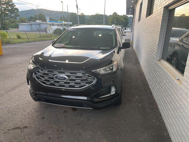 Photo of 2020 Black Ford Edge