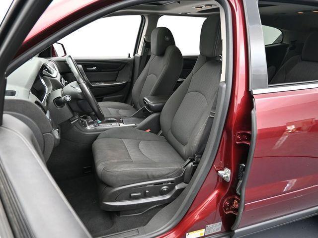 Photo of 2016 Siren Red Tintcoat Chevrolet Traverse