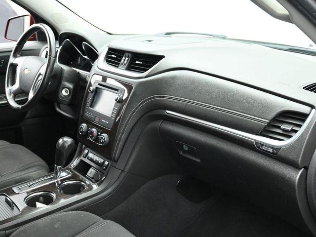 Photo of 2016 Siren Red Tintcoat Chevrolet Traverse
