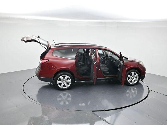Photo of 2016 Siren Red Tintcoat Chevrolet Traverse