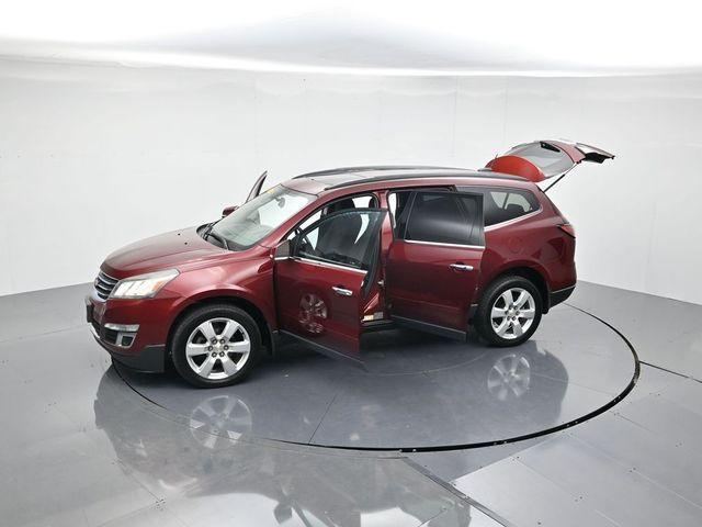 Photo of 2016 Siren Red Tintcoat Chevrolet Traverse
