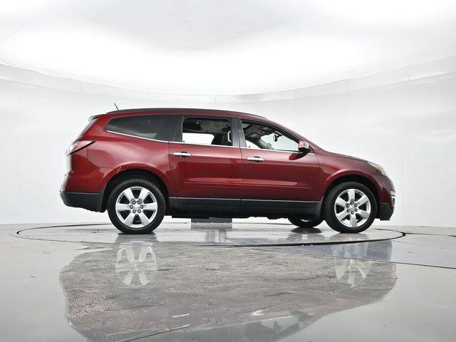 Photo of 2016 Siren Red Tintcoat Chevrolet Traverse