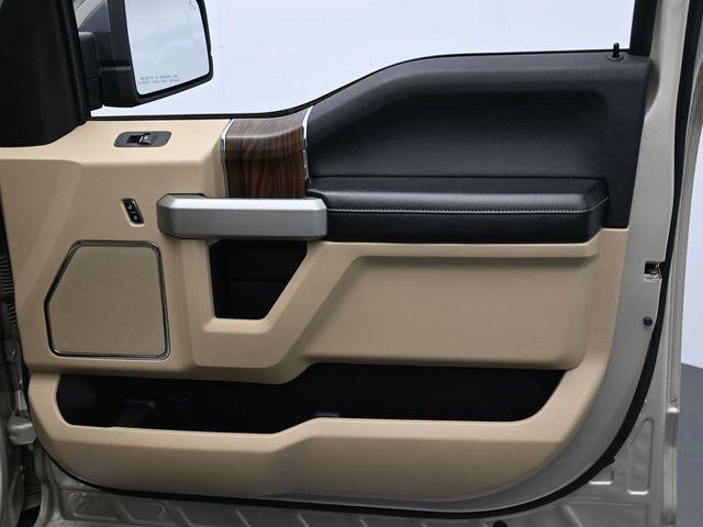 Photo of 2017 White Gold Ford F-150