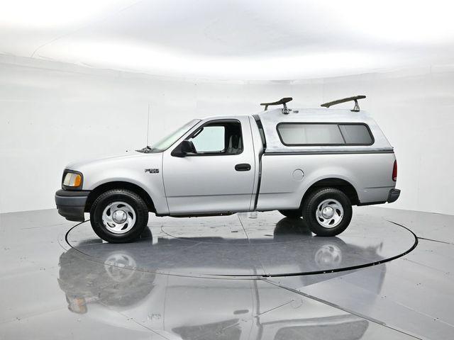 Photo of 2003 Silver Clearcoat Metallic Ford F-150