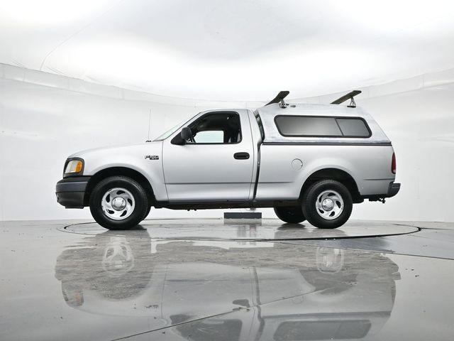 Photo of 2003 Silver Clearcoat Metallic Ford F-150