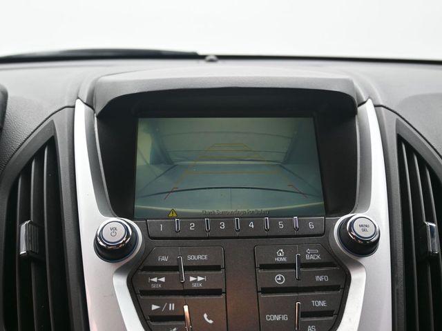 Photo of 2017 Summit White Chevrolet Equinox