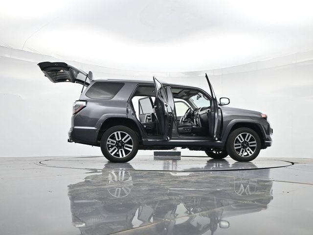 Photo of 2019 Magnetic Gray Metallic Toyota 4Runner