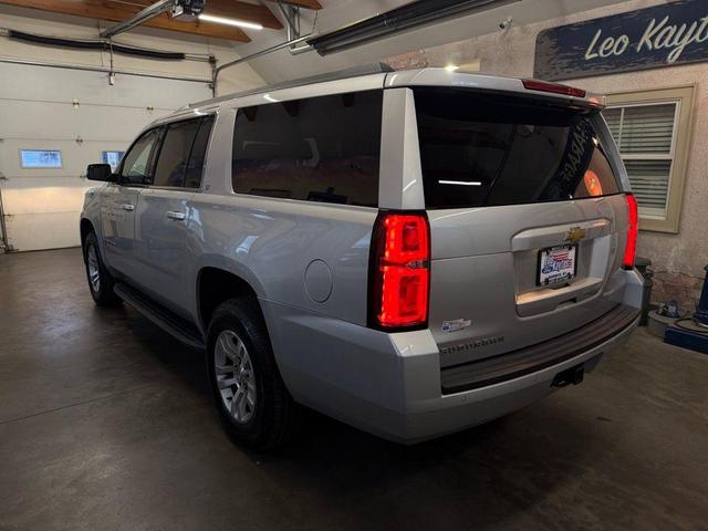 Photo of 2018 Silver Ice Metallic Chevrolet Suburban