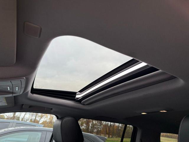 Photo of 2018 Silver Ice Metallic Chevrolet Suburban