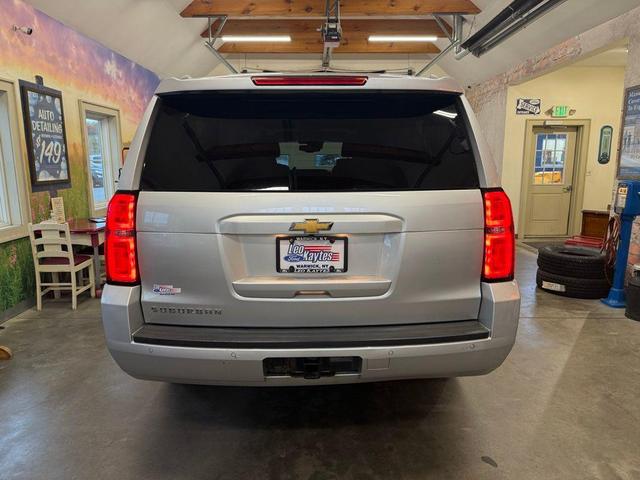 Photo of 2018 Silver Ice Metallic Chevrolet Suburban