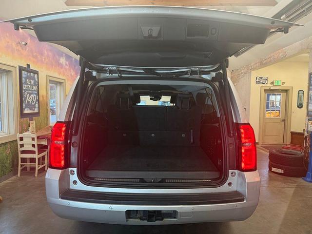 Photo of 2018 Silver Ice Metallic Chevrolet Suburban