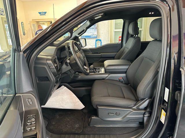 Photo of 2024 Black Metallic Ford F-150