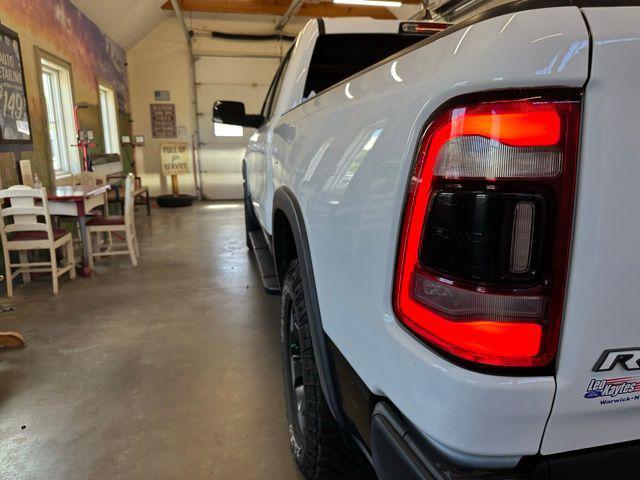 Photo of 2019 Bright White Clearcoat RAM 1500