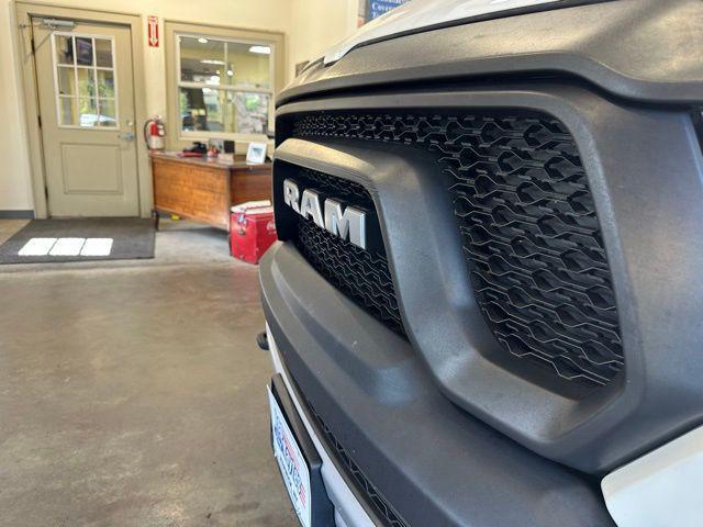 Photo of 2019 Bright White Clearcoat RAM 1500