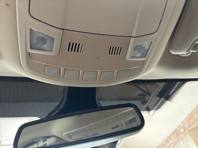 Photo of 2022 Agate Black Metallic Ford Edge